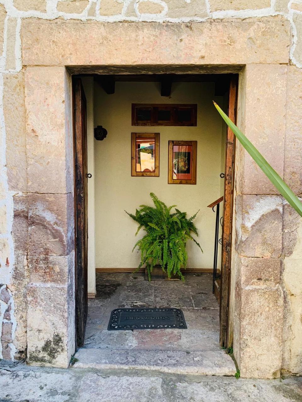 Hotel Casa Del Anticuario Morelia Exterior photo